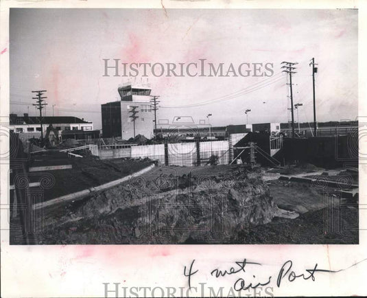 1964 Exterior view of Austin Stroebel airport, Green Bay, Wisconsin - Historic Images