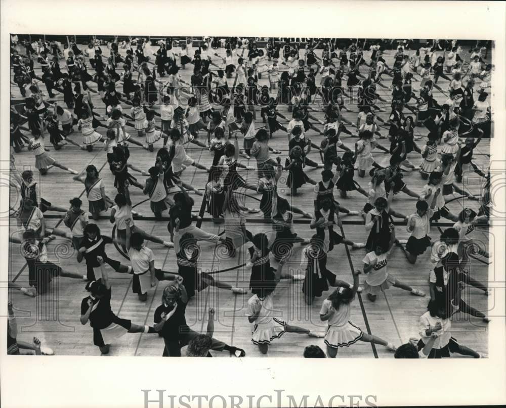 1983 Press Photo Pompon squads in mass practice, Brookfield East High School, WI - Historic Images