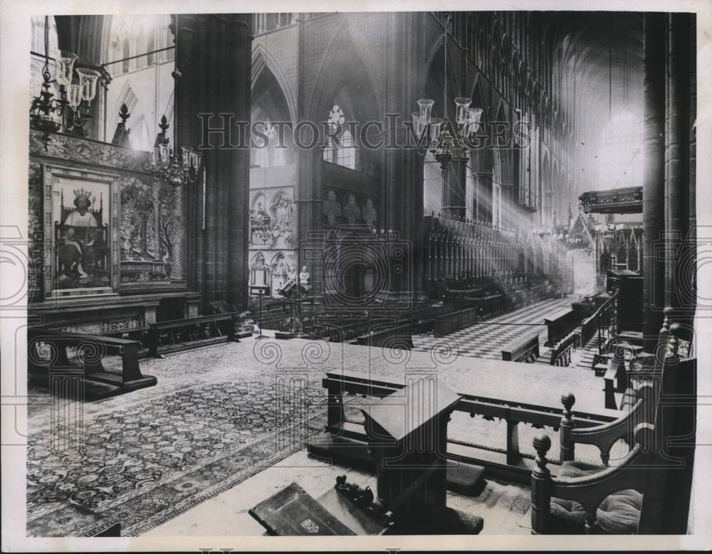 1937 Press Photo Choir, Richard II portrait, Westminster Abbey, London, England - Historic Images
