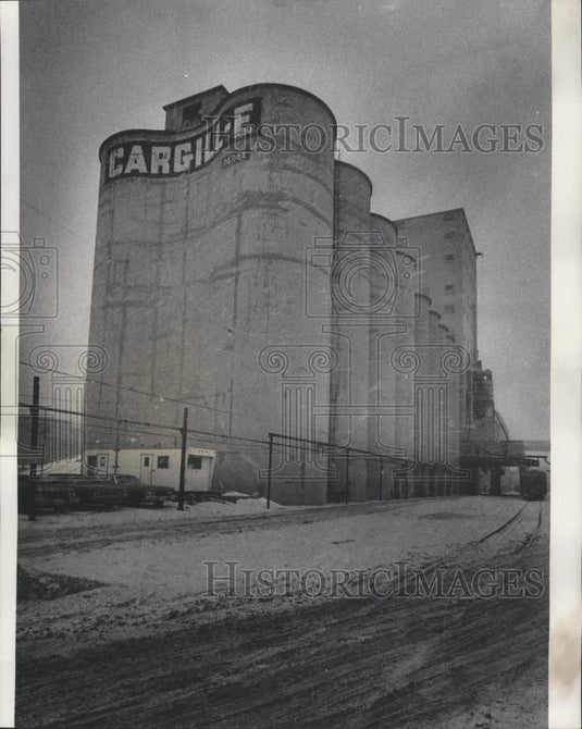 1978 Press Photo Grain elevators in Milwaukee, Wisconsin - mjb24383 - Historic Images