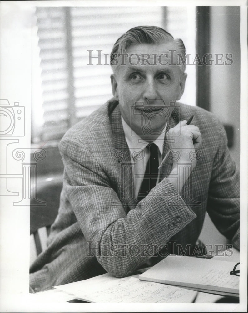 1966 Press Photo Roy Frances Dean of Science at University Wisconsin Madison - Historic Images