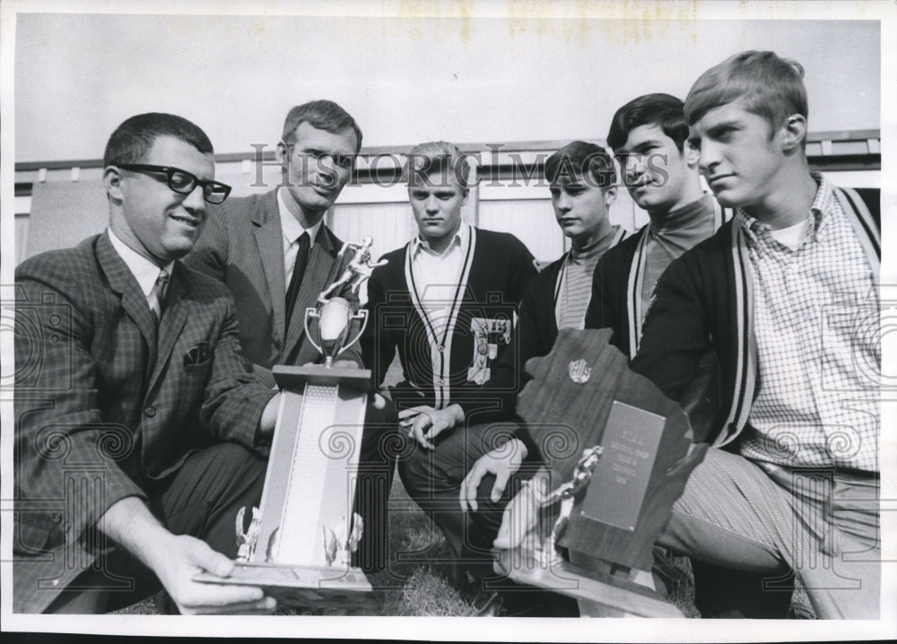 1968 Press Photo Franklin High School Class B State Track Championship Team - Historic Images