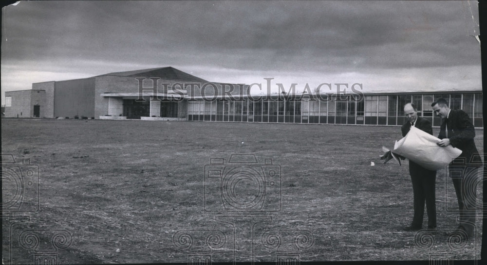 1967 Press Photo New High School in Germantown Wisconsin - mjb26293-Historic Images