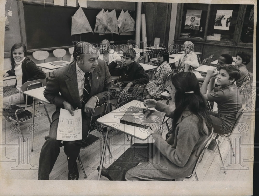 1975 Lee McMurrin Visited Students at Steuben Junior High School-Historic Images