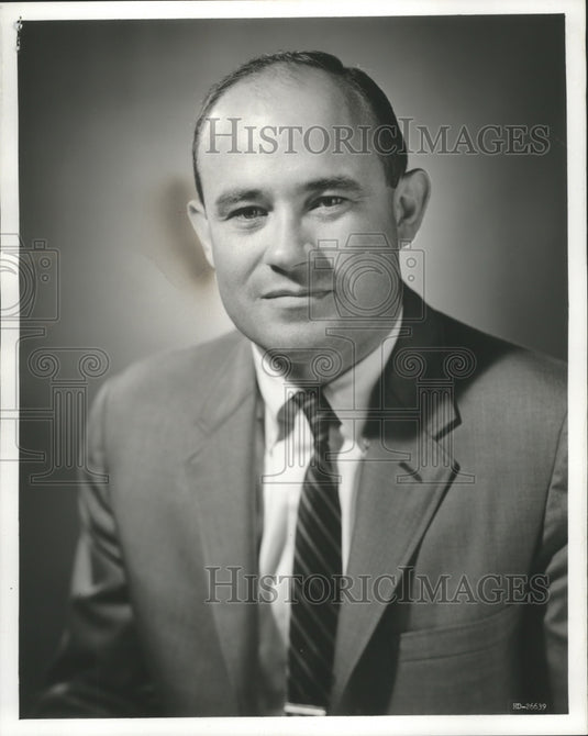 1965 Press Photo Gordon McRoberts - mjb26883 - Historic Images