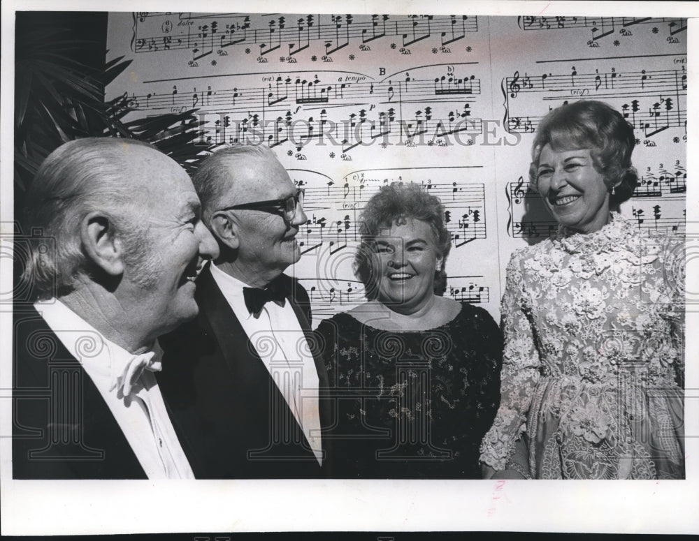 1972 Press Photo Ben Marcus and wife, Robert Regan and wife at Symphony Ball. - Historic Images