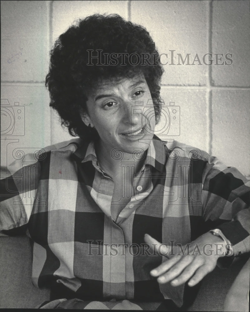 1984 Press Photo Milwaukee Jewish Council director Judy Mann - mjb27596 - Historic Images