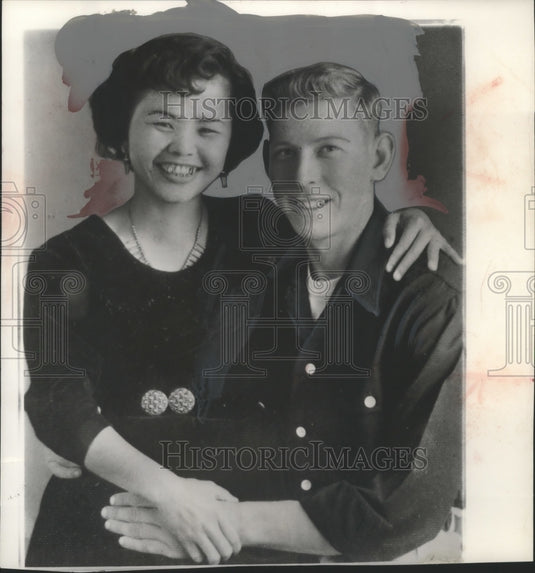 1957 Press Photo U.S. Soldier, William S. Girard and Fiancee, Haru Sueyama - Historic Images