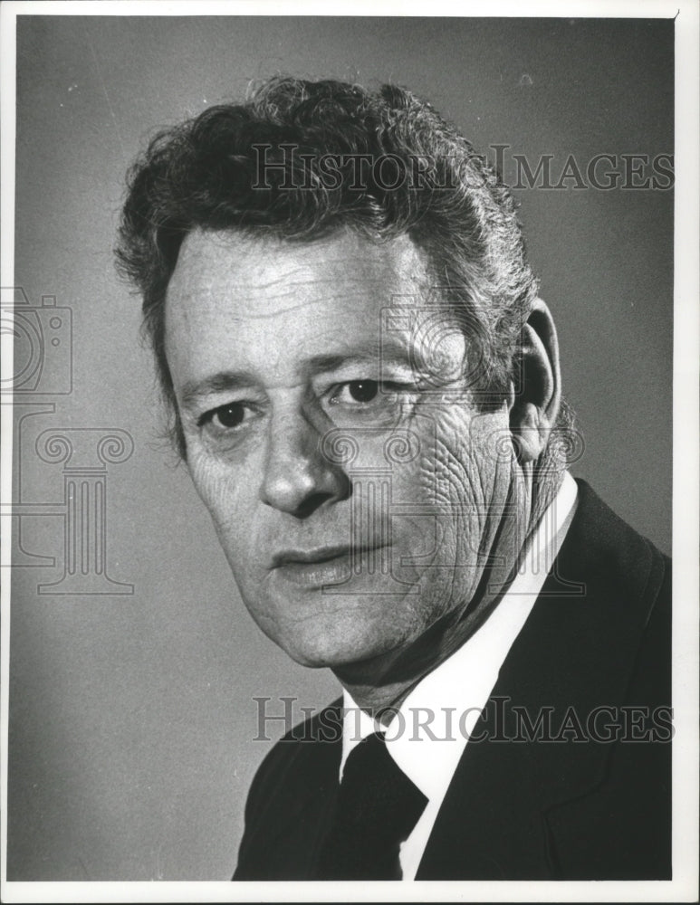 1974 Press Photo Deputy Sheriff Edwin Marlowe, Milwaukee County Supervisor - Historic Images