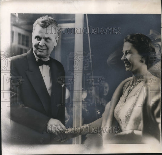 1957 Prime Minister Diefenbaker greets Queen Elizabeth in Ottawa-Historic Images