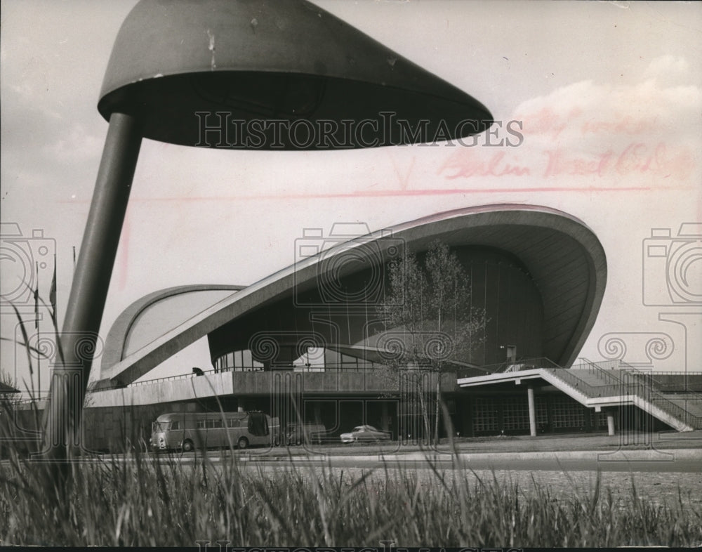 1964 Press Photo New "Kongresshalle" in the "Hansa" District in Berlin, Germany-Historic Images