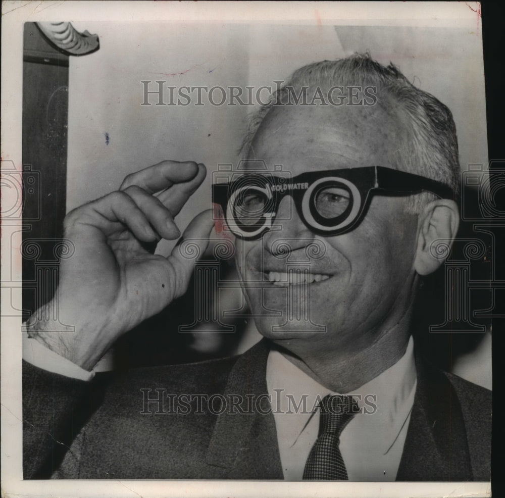 1964 Press Photo Senator Barry Goldwater Wears Go Goldwater Glasses, Washington-Historic Images