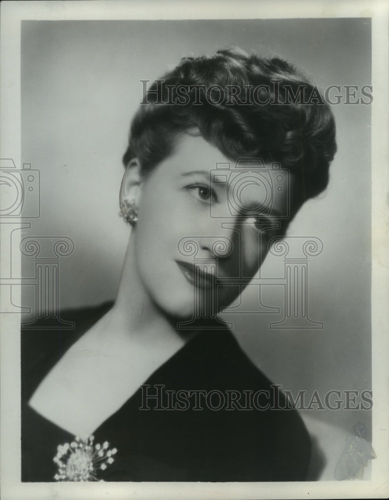 1953 Press Photo Mrs. Frank Glazer, soprano, wife of Frank Glazer - mjb29191-Historic Images