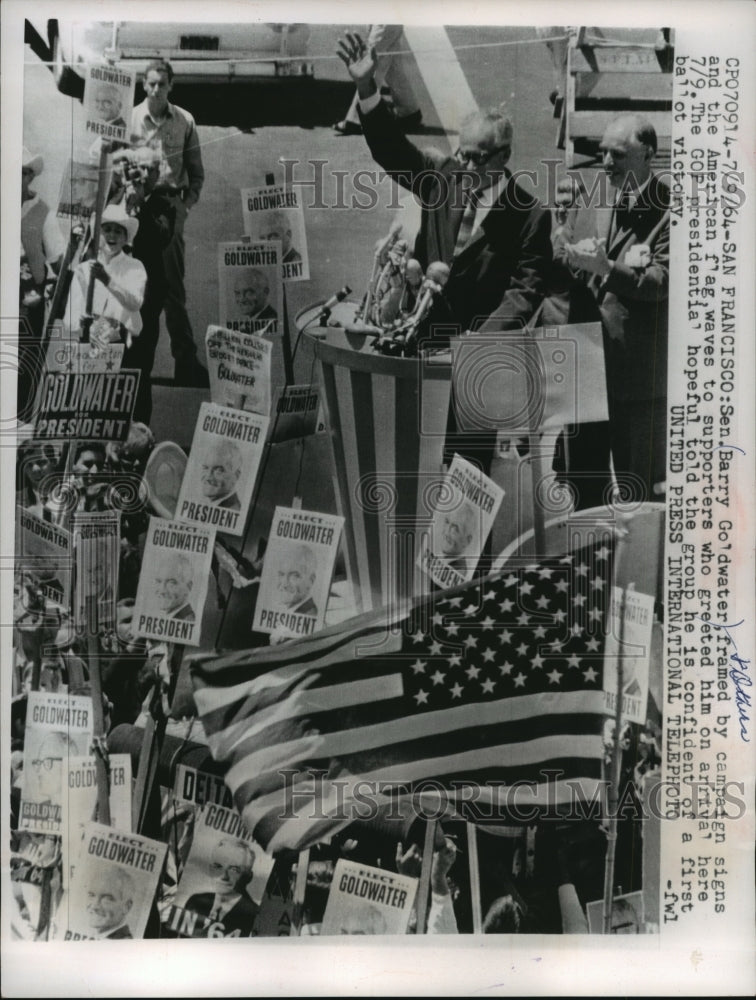 1964 Press Photo Senator Barry Goldwater Waves To Supports In San Francisco - Historic Images