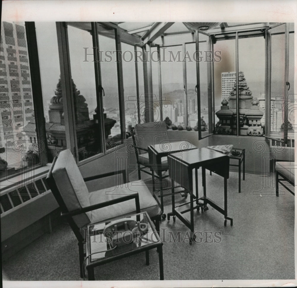 1964 Press Photo Barry Goldwater Arizona Senator Hotel Room in San Francisco-Historic Images
