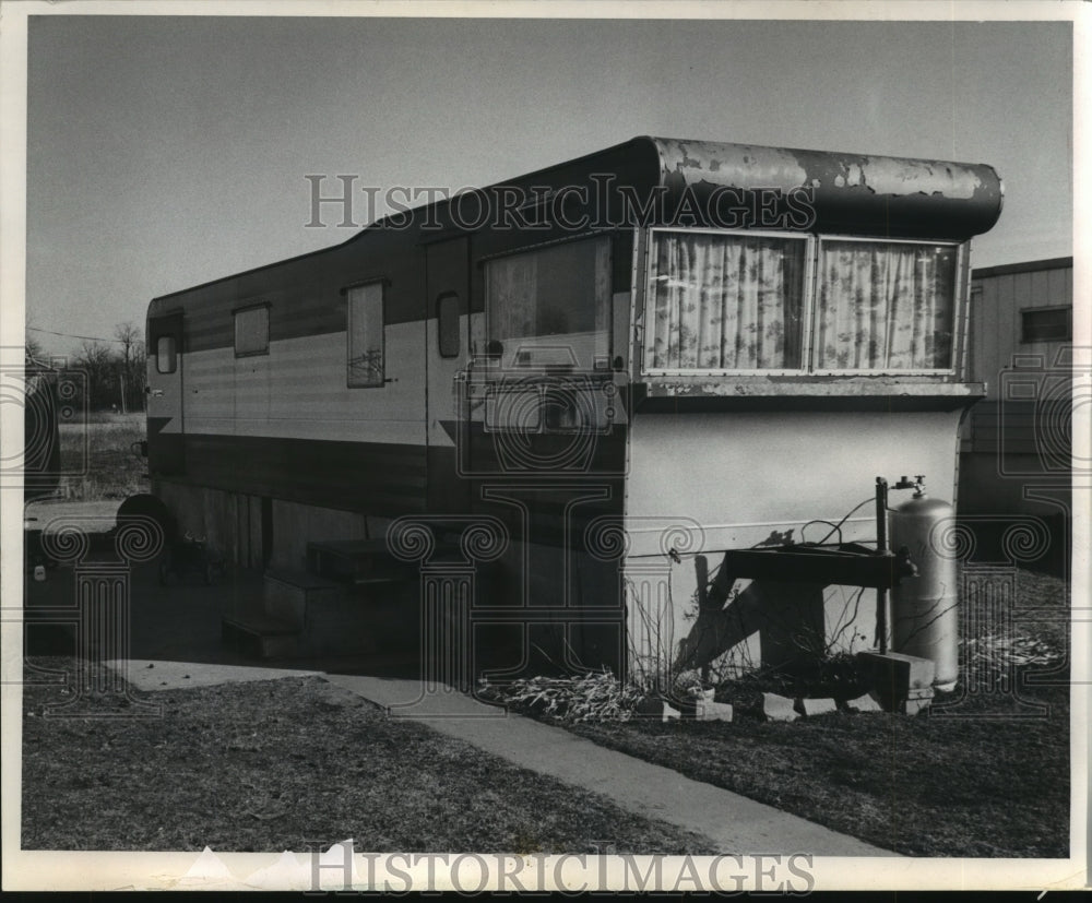 1965 Press Photo Robin Graff Home - Two Bedroom Trailer in Kenosha - mjb30183 - Historic Images
