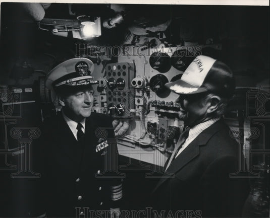 1986 Press Photo Bruce DeMars and Albert Becker at Manitowoc Maritime Museum - Historic Images