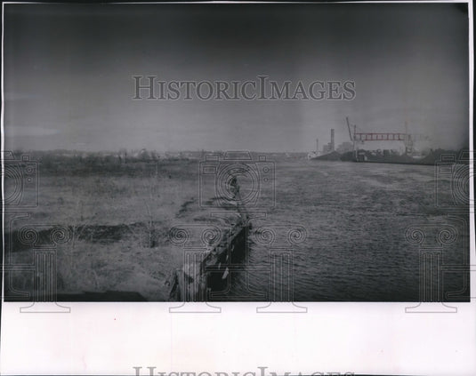 1960 Press Photo Opposite sides of Menominee river, Wisconsin and Michigan. - Historic Images
