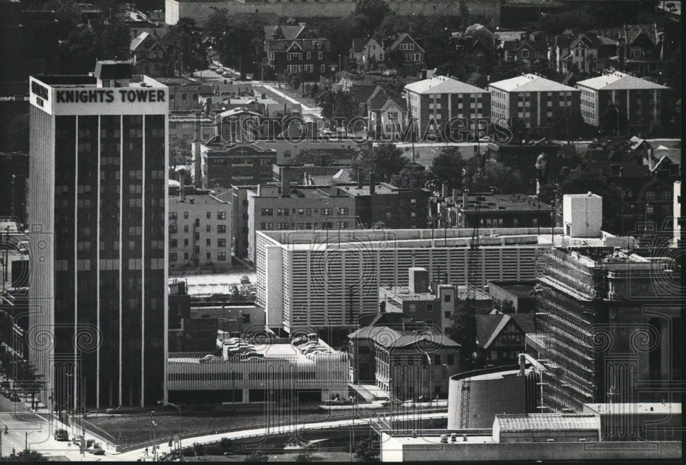 1979 Press Photo Knights Tower in Marquette University Neighborhood, Milwaukee - Historic Images