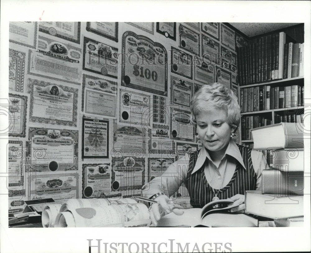 1977 Press Photo Stock Certificates Paper Wall in Montreal, Canada Home - Historic Images