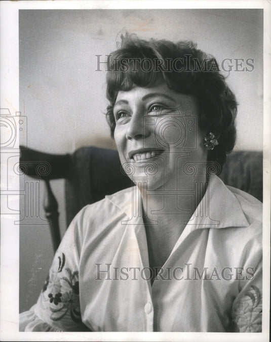 1963 Press Photo Mrs. John Melsha of New Berlin - mjb31155-Historic Images