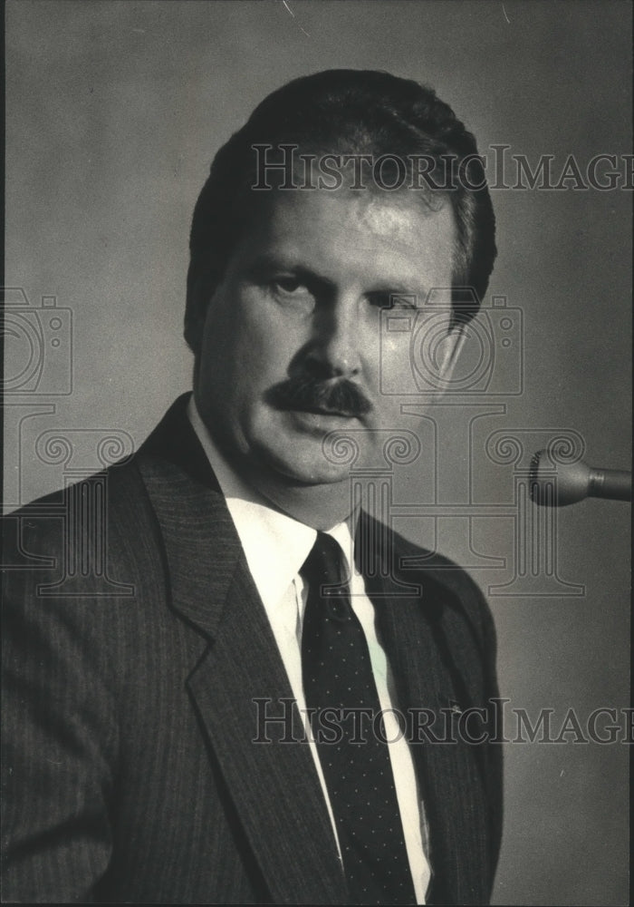 1987 Paul Mathews County Supervisor in Milwaukee-Historic Images