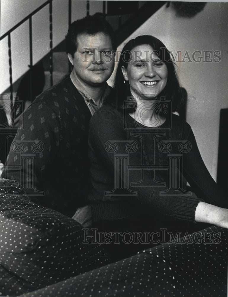 1991 Press Photo Nancy and Robert Martins Expecting Twins - mjb31303 - Historic Images