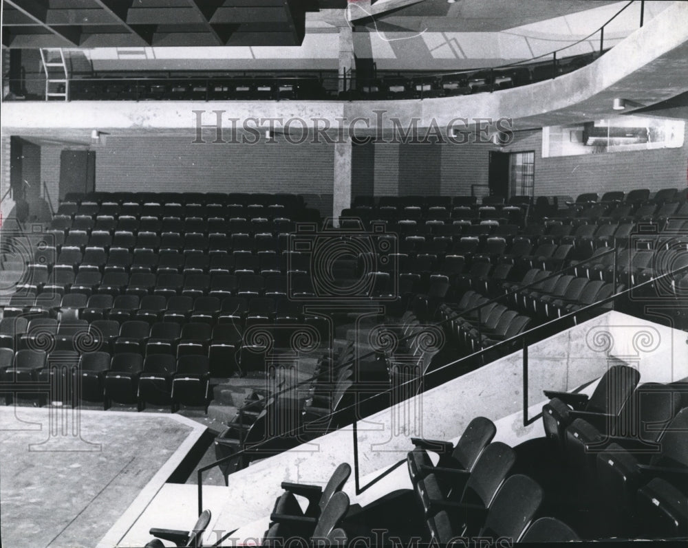 1969 Press Photo Seats on three sides of Wehr theater stage, Milwaukee.-Historic Images