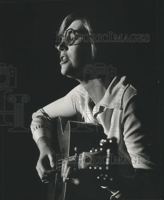 1979 Jane Freitag Performing Before "Star Trek" Showing, Milwaukee-Historic Images