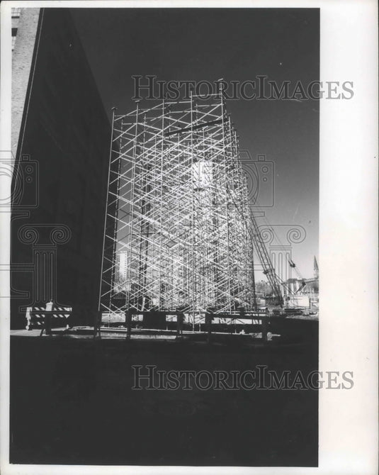 1965 Press Photo Scaffolding for New Roadway in Milwaukee, Wisconsin - mjb33570 - Historic Images
