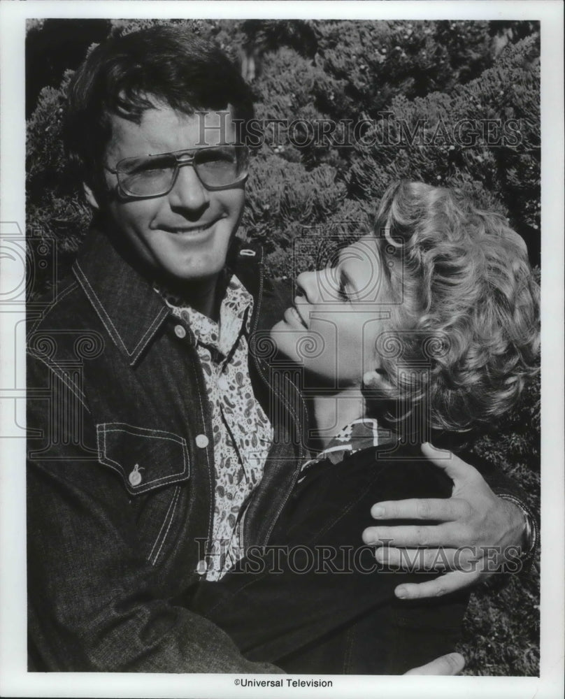 1975 Press Photo Don Galloway and Barbara Anderson of Universal Television - Historic Images