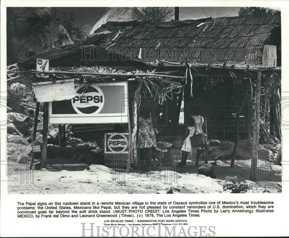 1979 Press Photo Pepsi sign on this rundown stand in Oaxaca, Mexico - mjb34214 - Historic Images