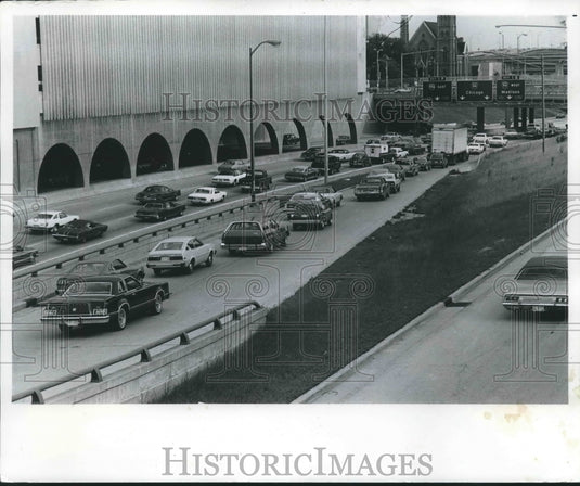 1978 Press Photo Cars Crowded on State Street Ramp Across from the Courthouse - Historic Images