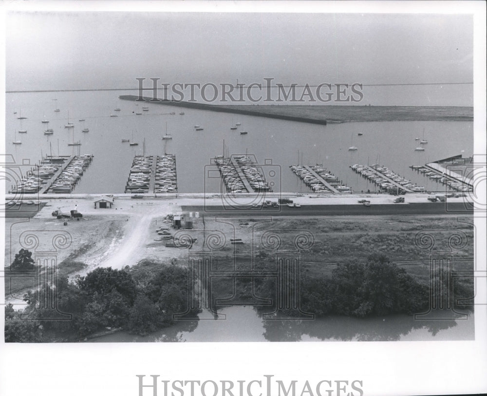 1973 Press Photo The new docking facilities at the McKinley Marina, Milwaukee - Historic Images