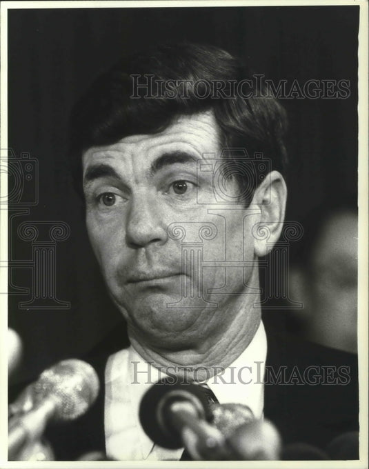 1982 Press Photo Chairman of the Civil Aeronautics Board, Dan McKinnen - Historic Images