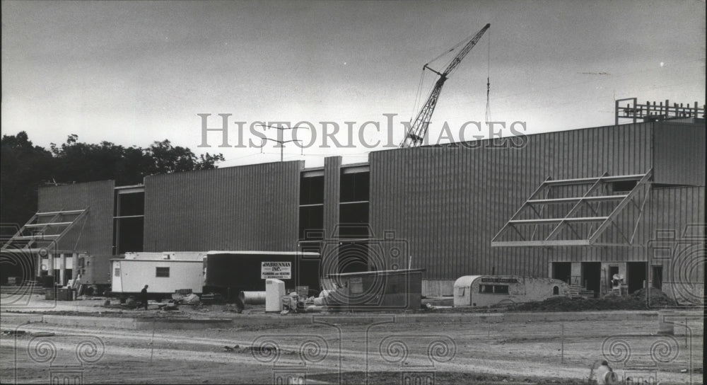 1974 Press Photo Miller Brewing Company Can Plant under Construction - mjb36084 - Historic Images