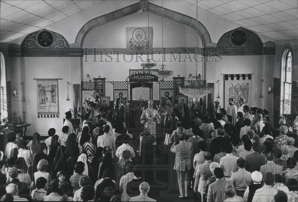 1976 Maximos V. Hakim, Patriarch, celebrates liturgy at Church.-Historic Images