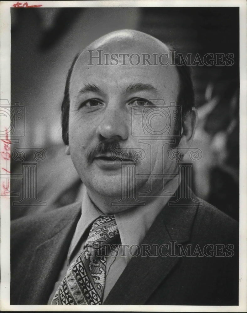 1973 Press Photo Robert Mikula General Manager of Milwaukee County Park System - Historic Images