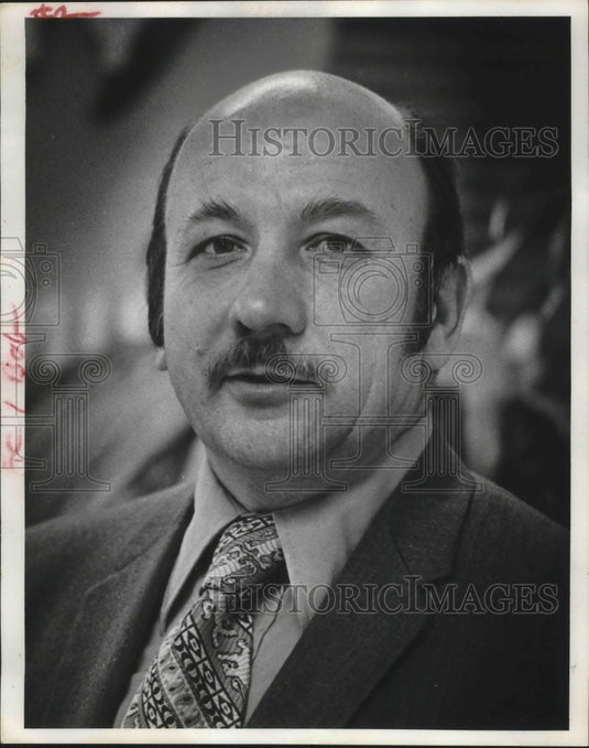 1973 Press Photo Robert Mikula General Manager of Milwaukee County Park System - Historic Images