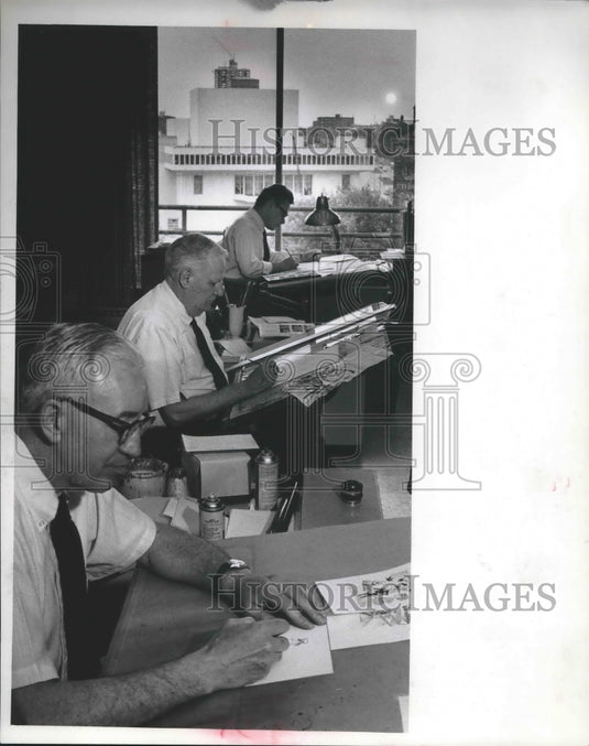 1969 Press Photo Milwaukee Journal art department artists working - mjb36858 - Historic Images