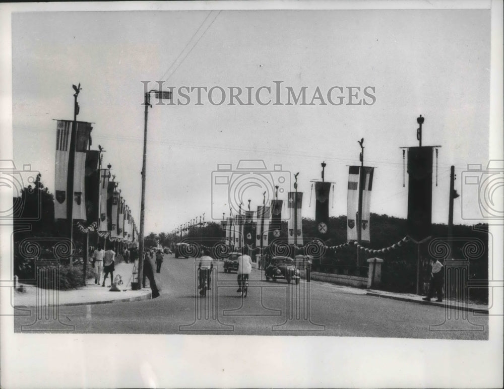 1957 Press Photo Main Street in Accra, Gold Coast right before it becomes Ghana-Historic Images