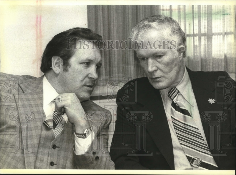 1979 Press Photo United Mine Workers Union members Arnold Miller and Sam Church - Historic Images