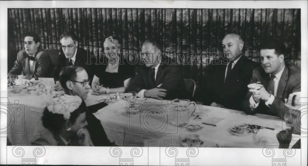 Press Photo Advisory committee of the Milwaukee Journal Music Festival. - Historic Images