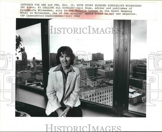 1982 Press Photo Editor and publisher of Single Life Milwaukee, Gail Rose. - Historic Images