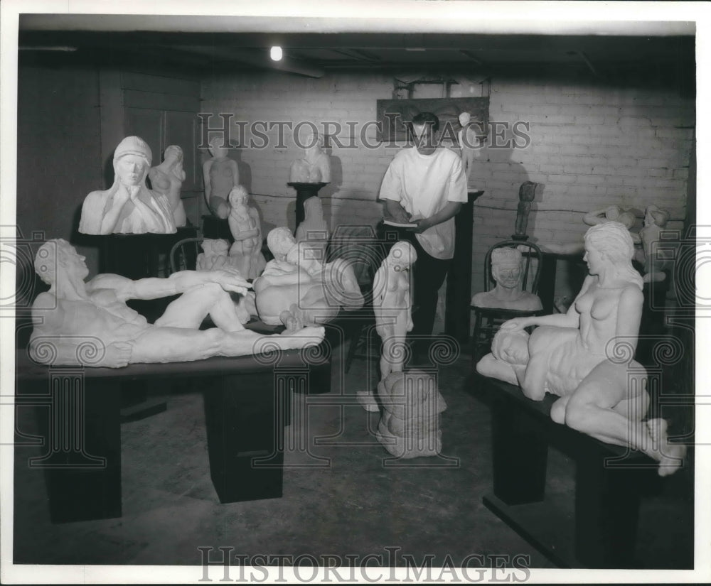 1967 Dr. Rudolph P. Rotter, Sculptor, Wisconsin.-Historic Images