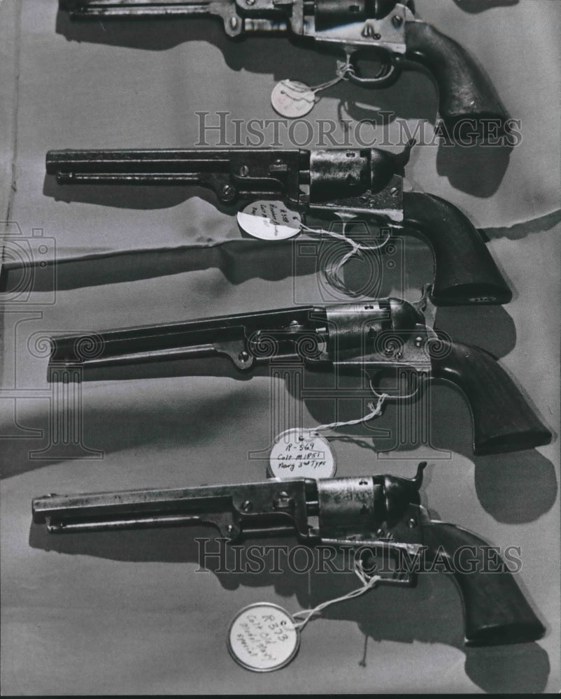 1975 Press Photo Waldo E Rosebush's collection of Colt Navy model revolvers. - Historic Images