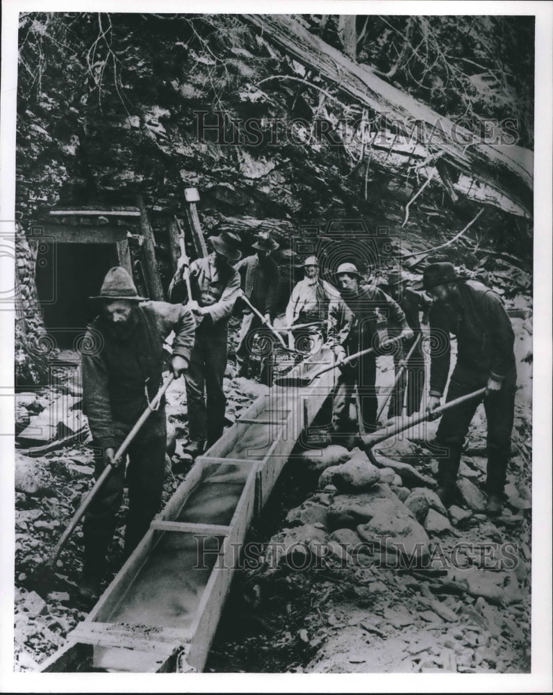 1965 Press Photo Mining, Prospectors - mjb38545 - Historic Images