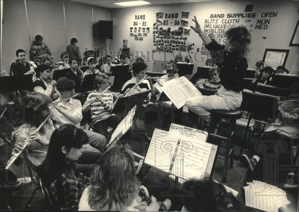 1987 Tracy McGinnis Led the band at Merton Elementary School.-Historic Images
