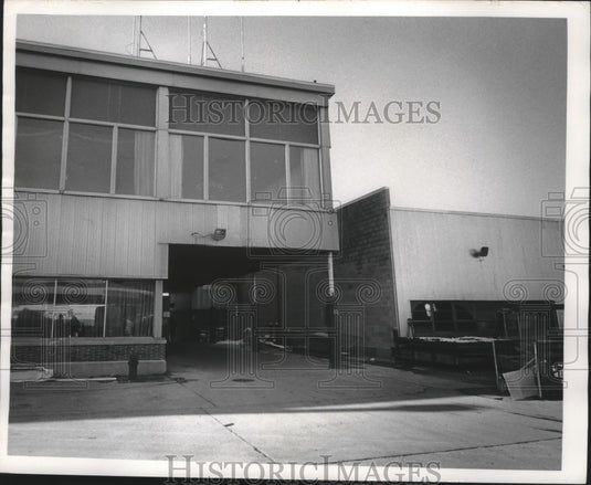1973 Press Photo Mitchell Airport Terminal in Milwaukee - mjb41056 - Historic Images