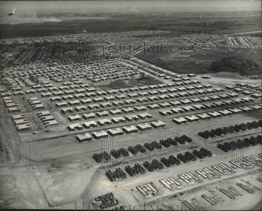 1951 Press Photo Homes and bungalows being provided for people in Puerto Nuevo - Historic Images